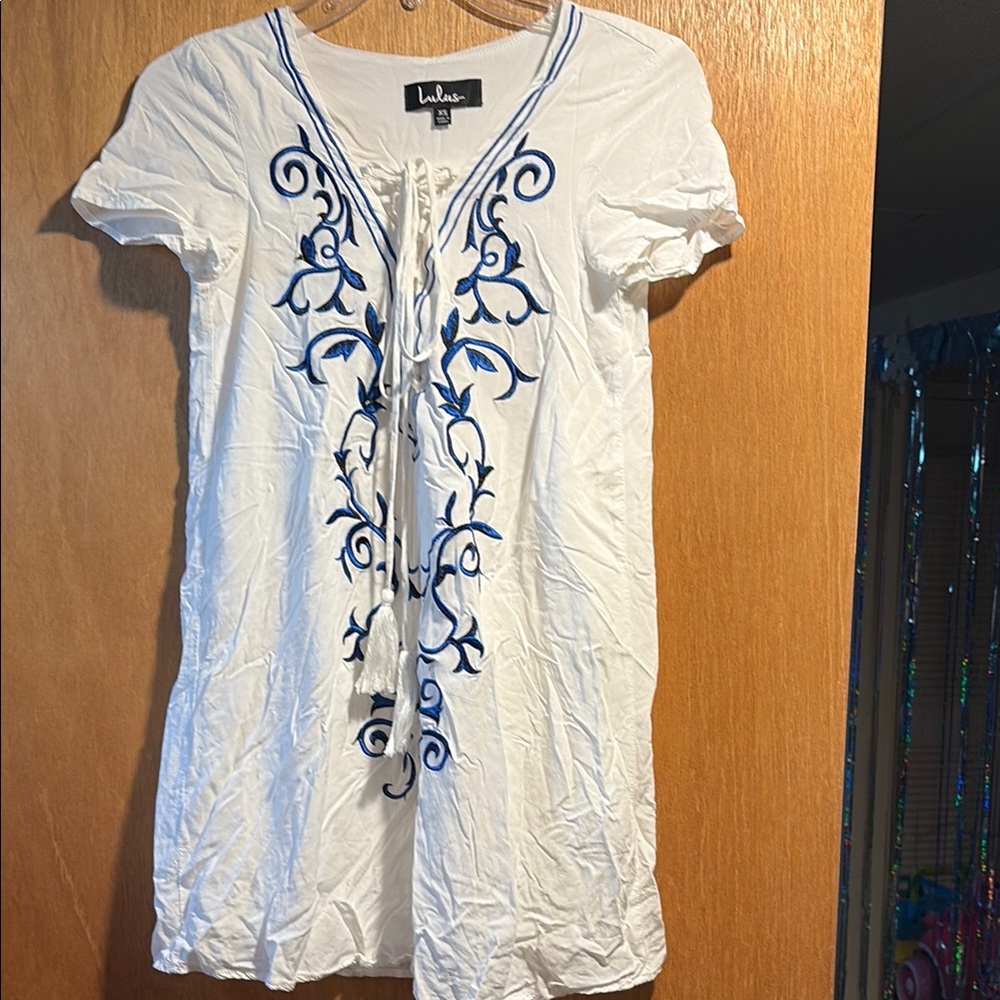 Lulu's White and Blue Embroidered Women's swim cover up